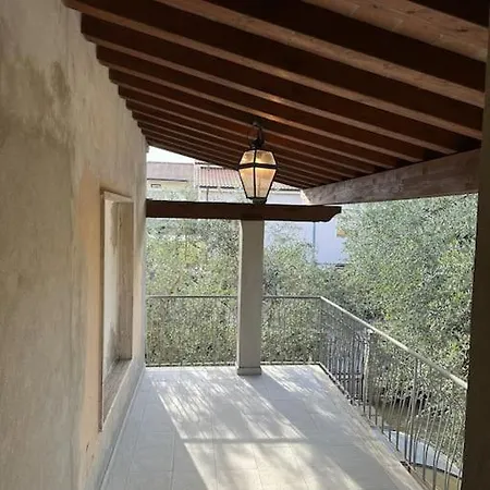 Apartment Arancio B Lucca
